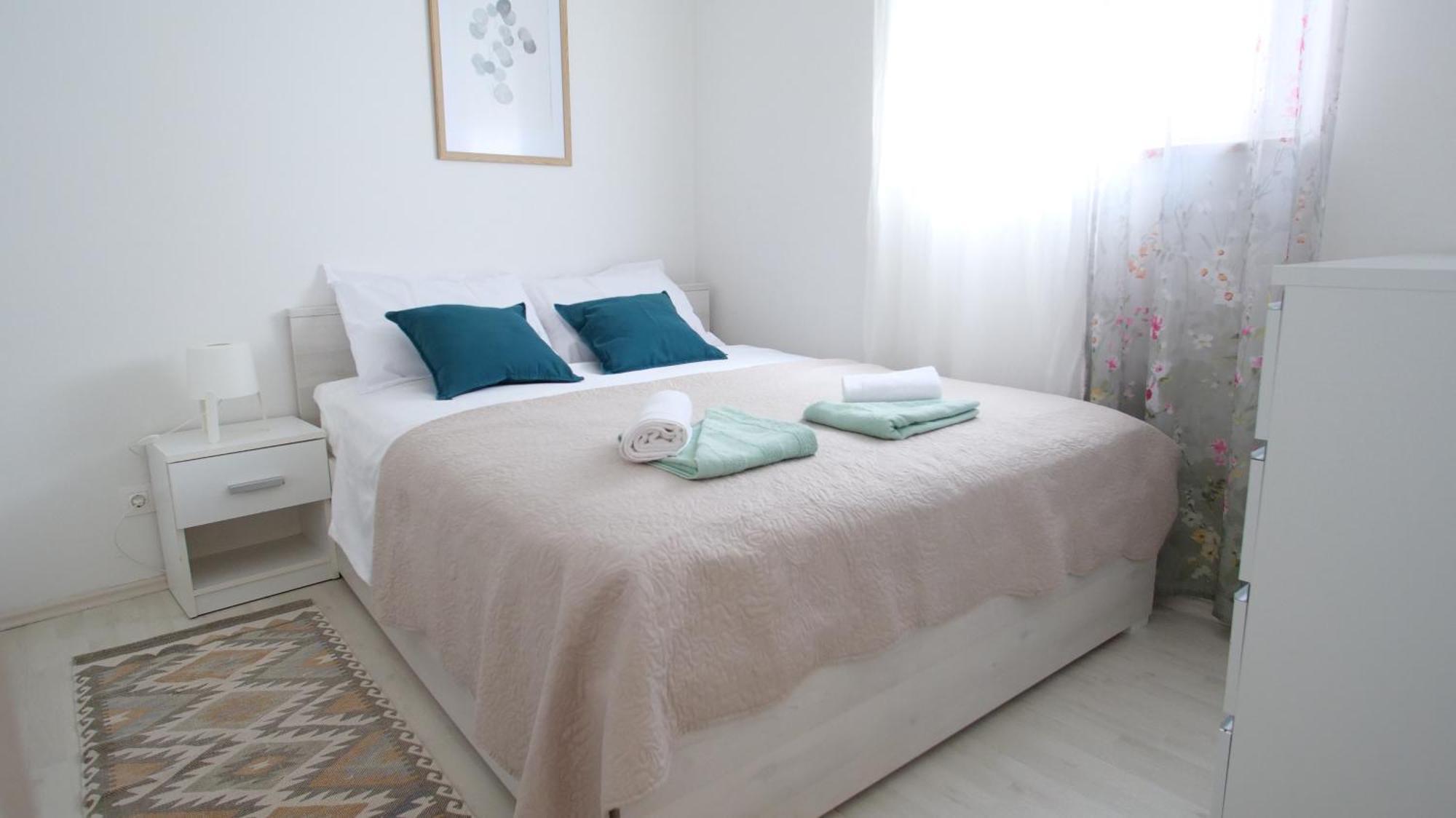 Apartment Spacious With Private Parking Pula
